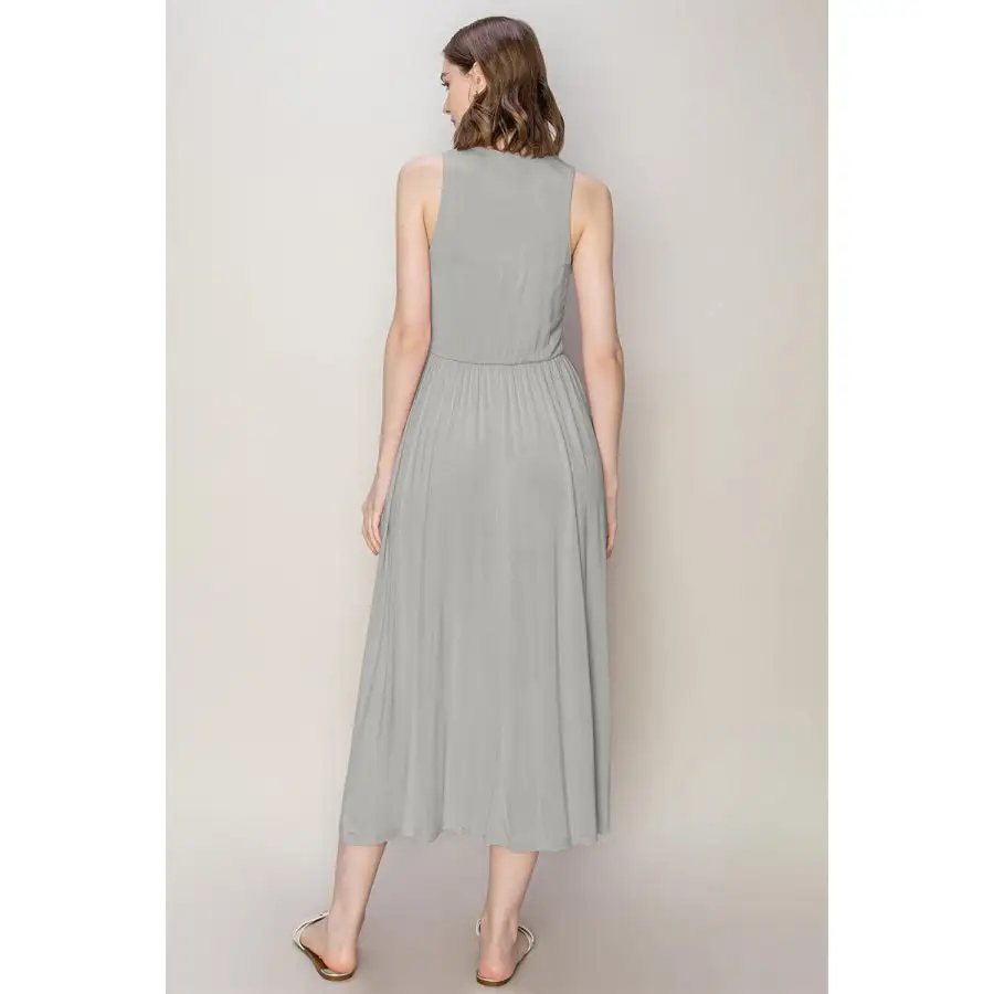 Everyday Sleeveless Slit Midi Dress