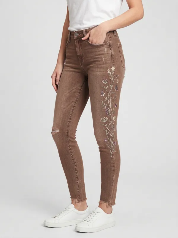 Women's Camden Floral Botanical Embroidered Graphic Slim Jeans
