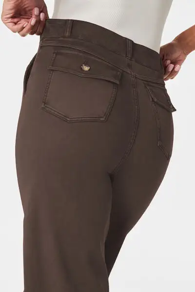 Relaxed High Waist Pocketed Denim Jeans
