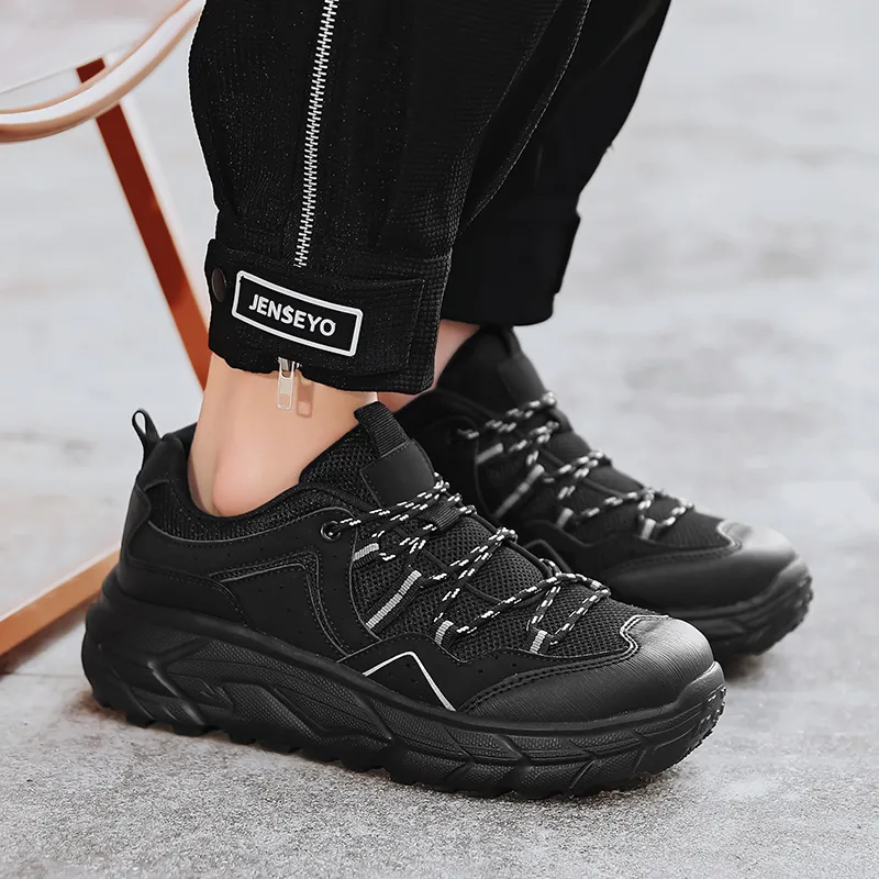 Men's Reinforced Walking Shoes