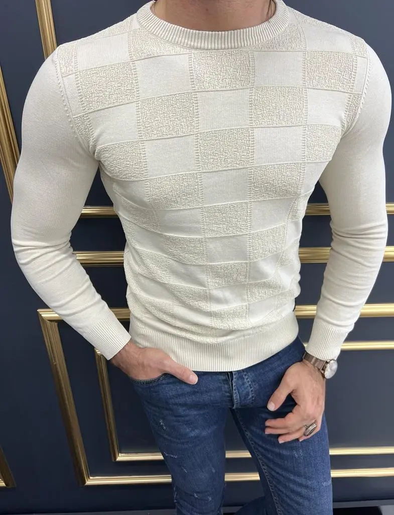 Round Neck Slim Fit Plaid Knit Sweater