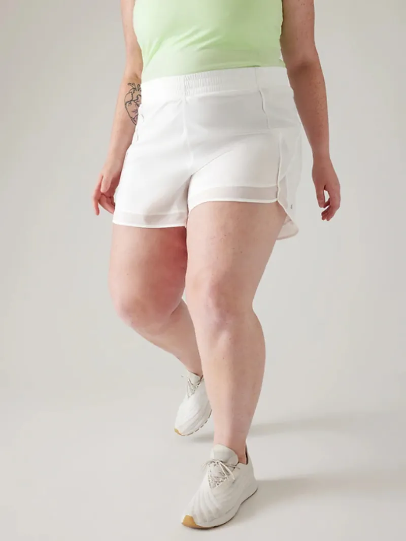 Lightweight Sports Shorts For Fresh Casual Style