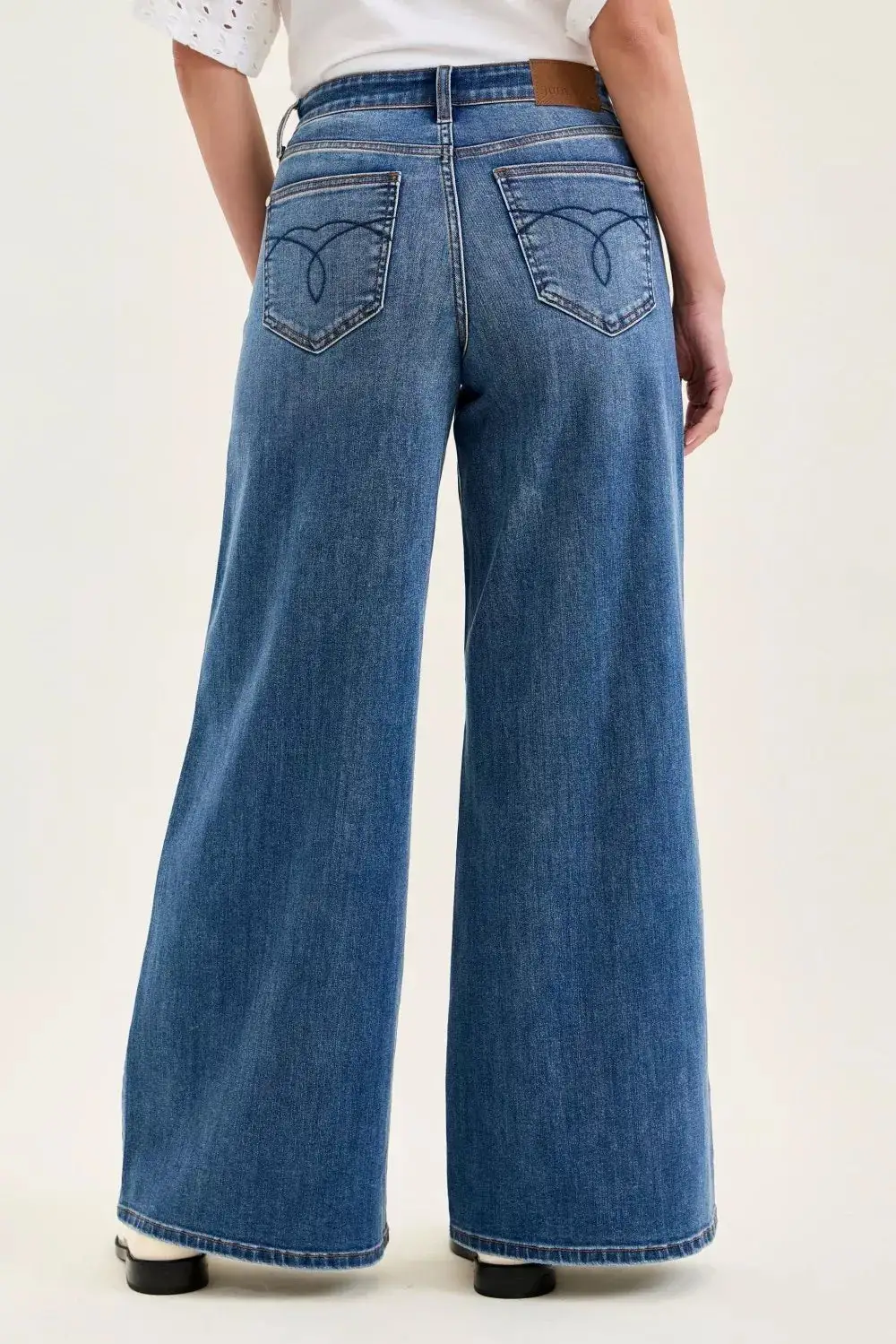 Smart Casual Denim High Rise Wide Leg Pocketed Jeans