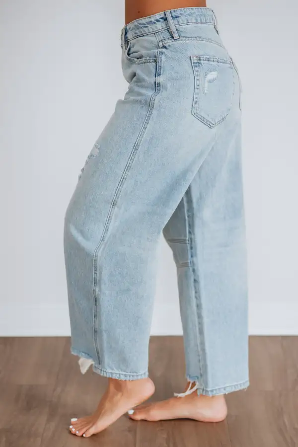Women's High Rise Barrel Leg Baggy Fit Jeans