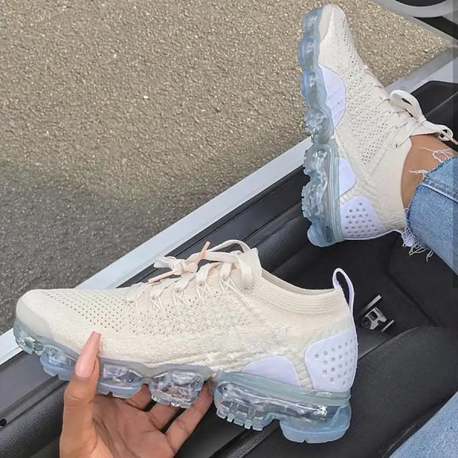 Clean Women's Air Trainers Sneakers