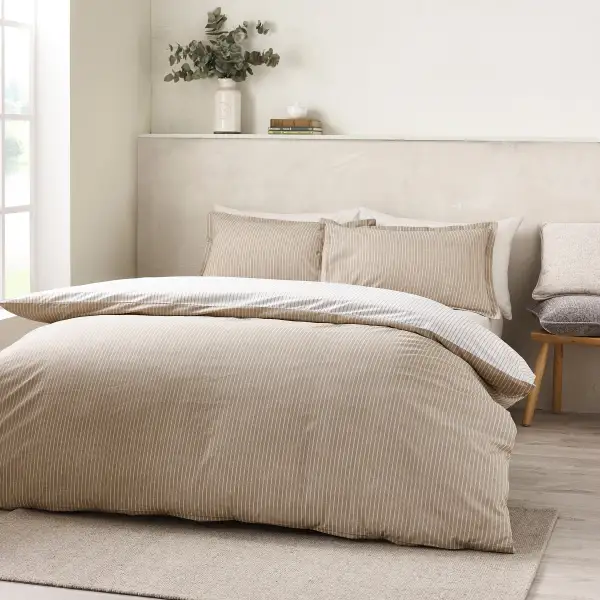 Streamlined Bedroom Reversible Stripe Cotton Duvet Cover Set