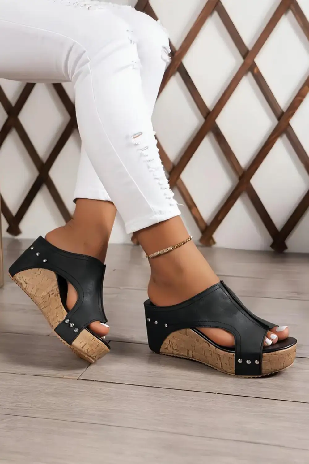 Hollow Out Studded Pu Leather Wedge Slide Slippers Everyday