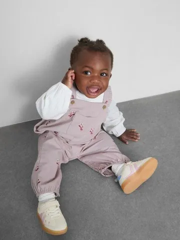 0-18mths | Pointelle Bodysuit and Floral Embroidered Dungarees Newborn Set