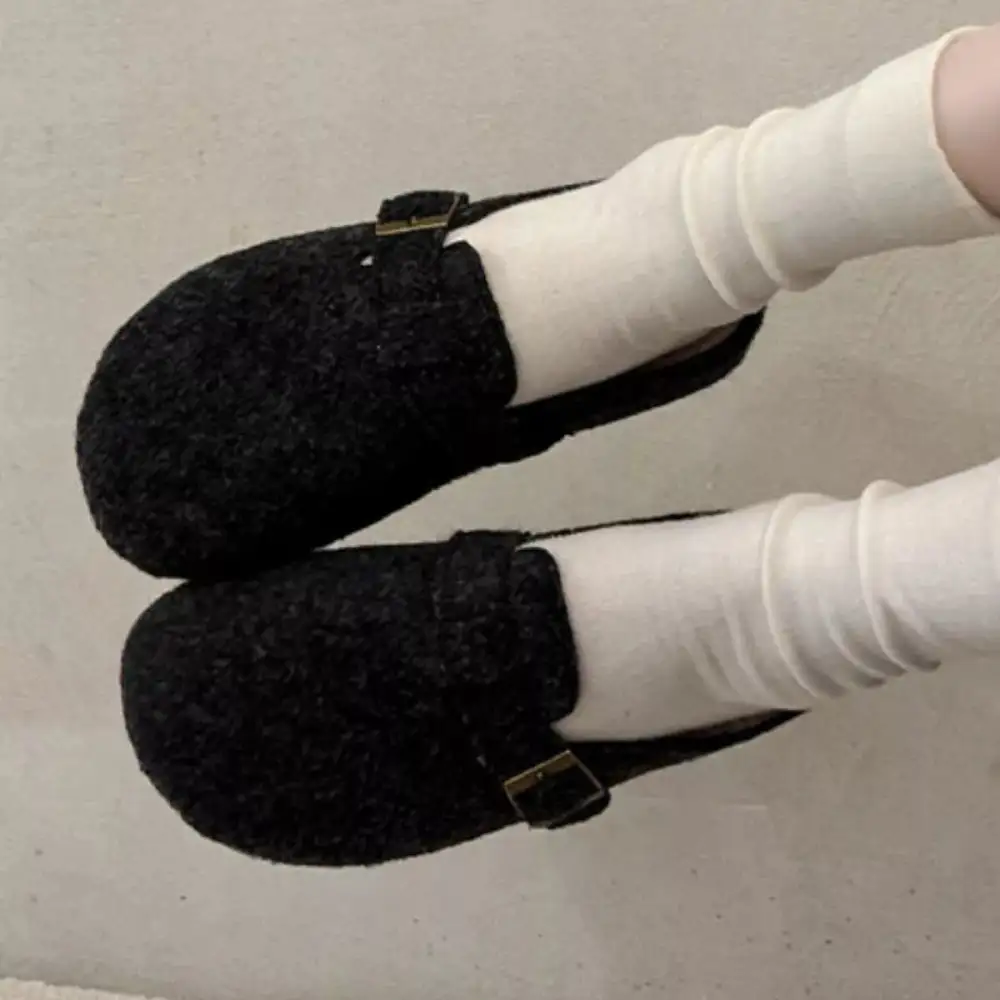 Buckle Decor Round Toe Slippers