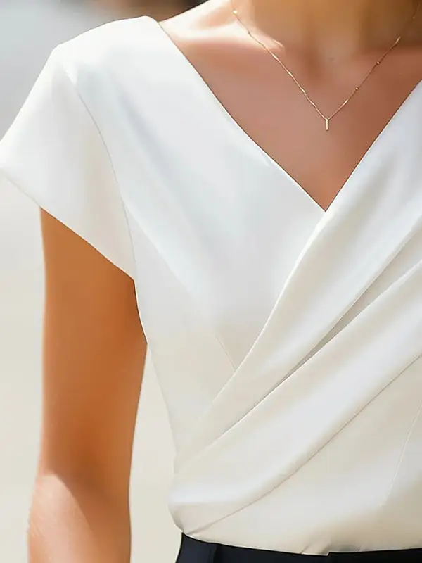 Relaxed Short Sleeve Asymmetric Pleat Detail Panel Detail V-Neck T-Shirt