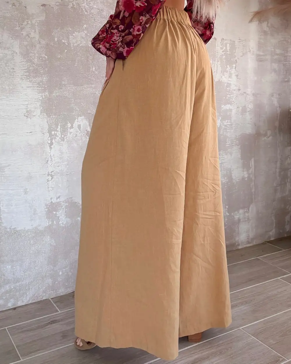Classic Wide-Leg Linen Pants