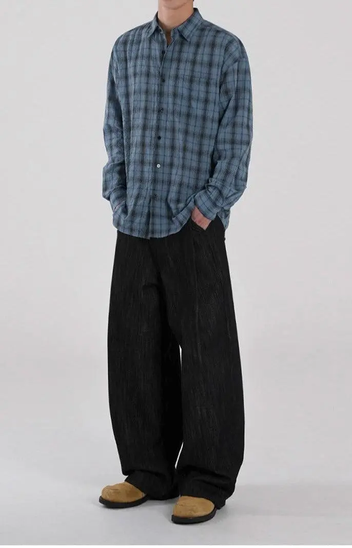 Lined And Buttoned Jeans