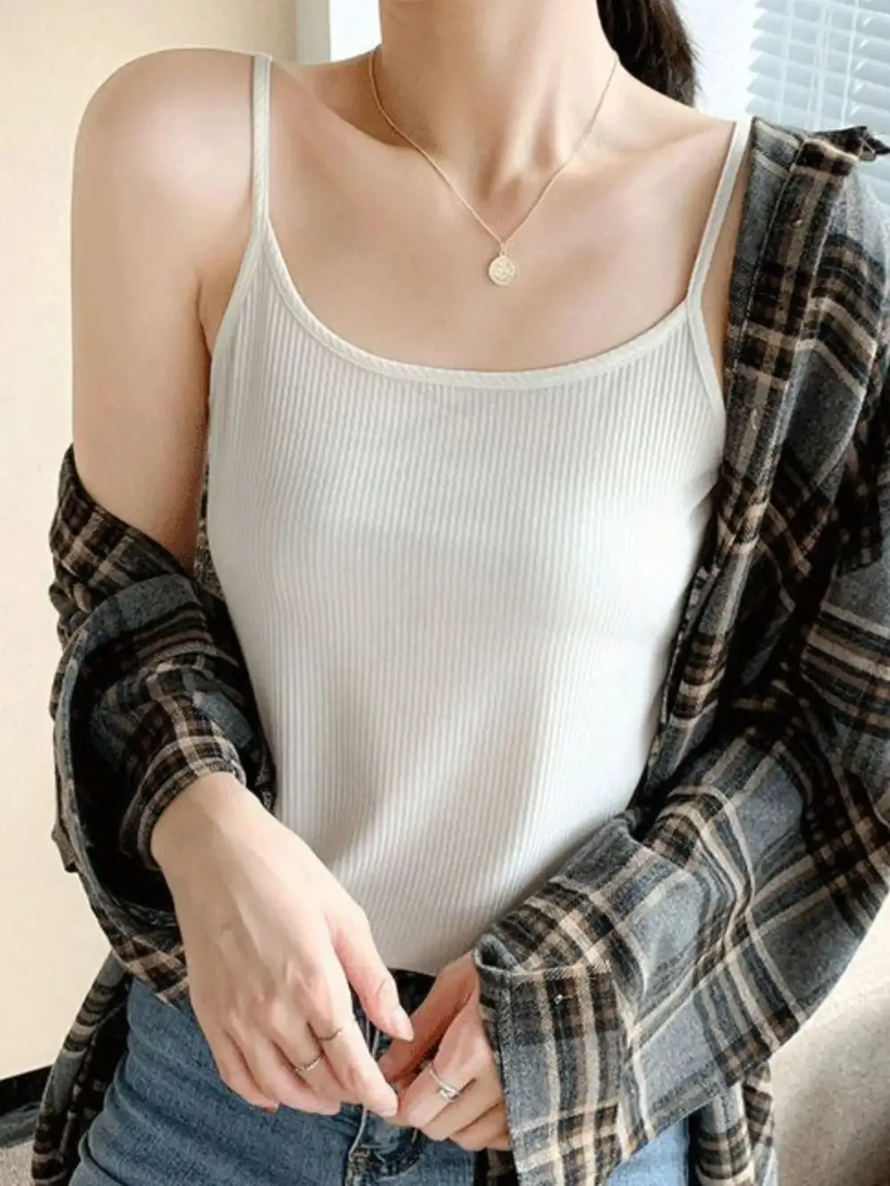 Scoop Neck Cami Top With Ribbed Texture