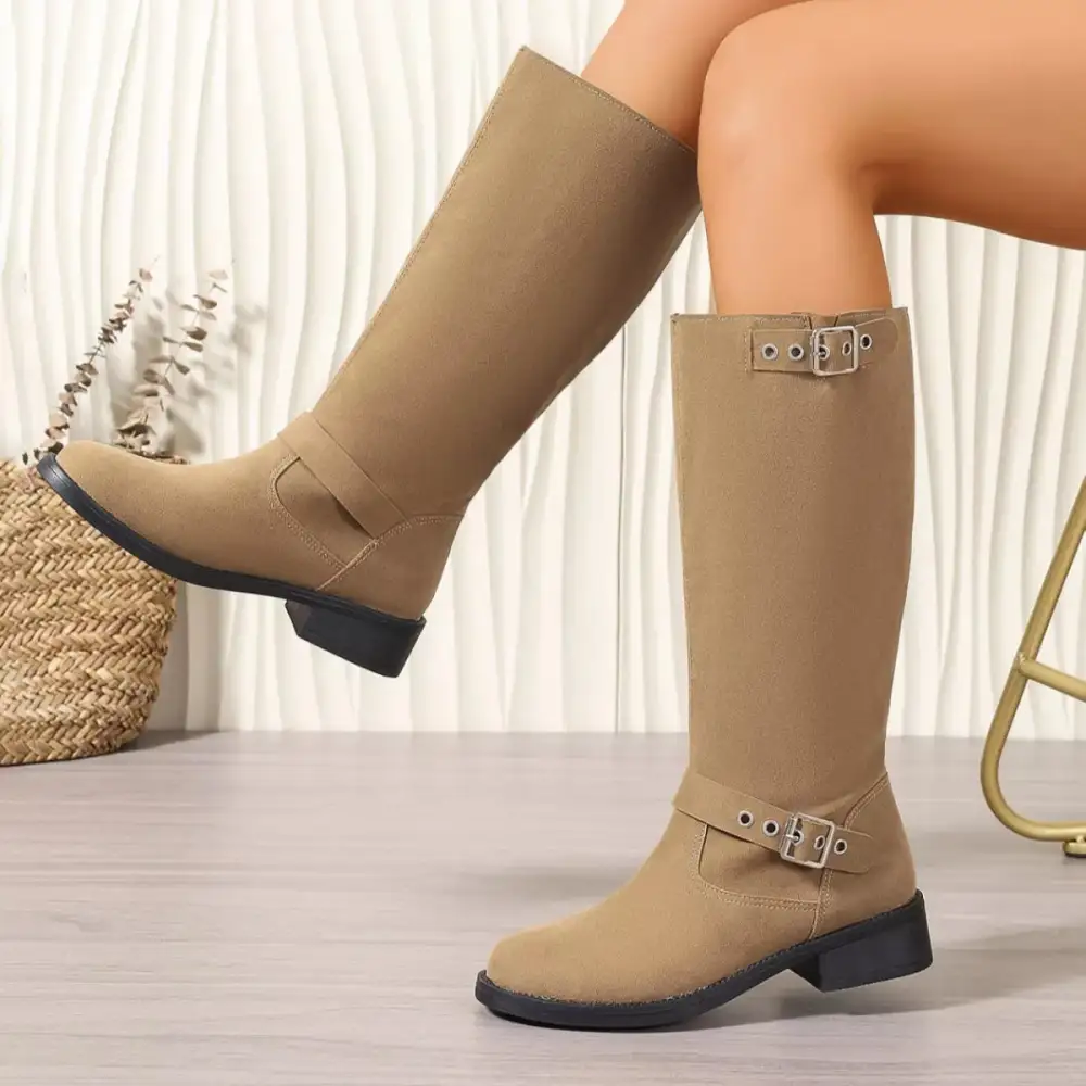Everyday Round Toe Block Heels Boots