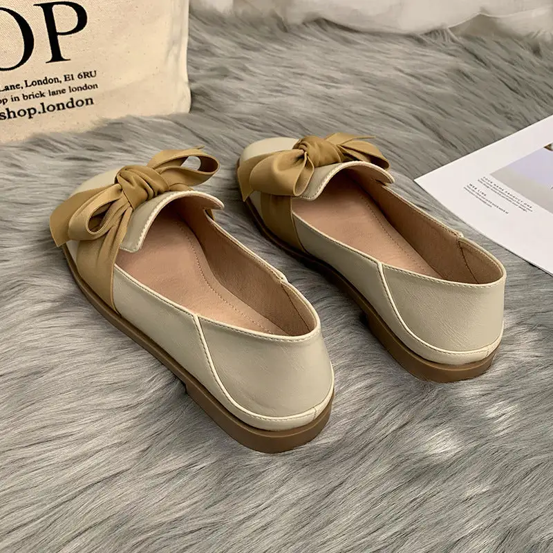 Round Toe Floral Detail Everyday Casual Flats