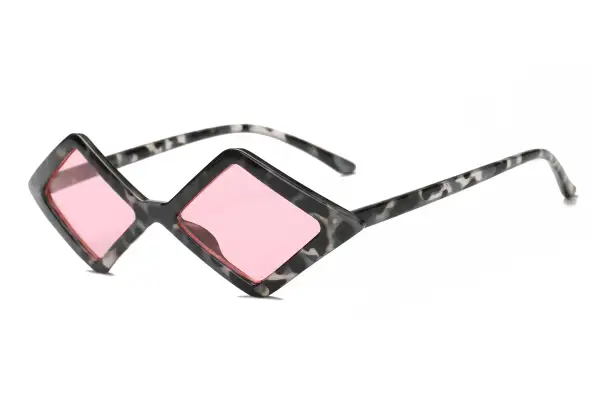 Modern Geometric Diamond Shape Sunglasses