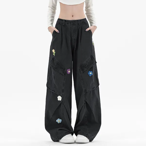 Multi Pocket Embroidered Floral Cargo Pants
