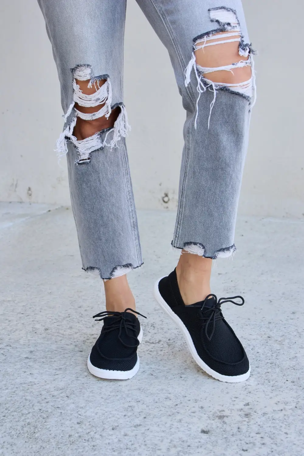 Everyday Lace Flats Sneakers