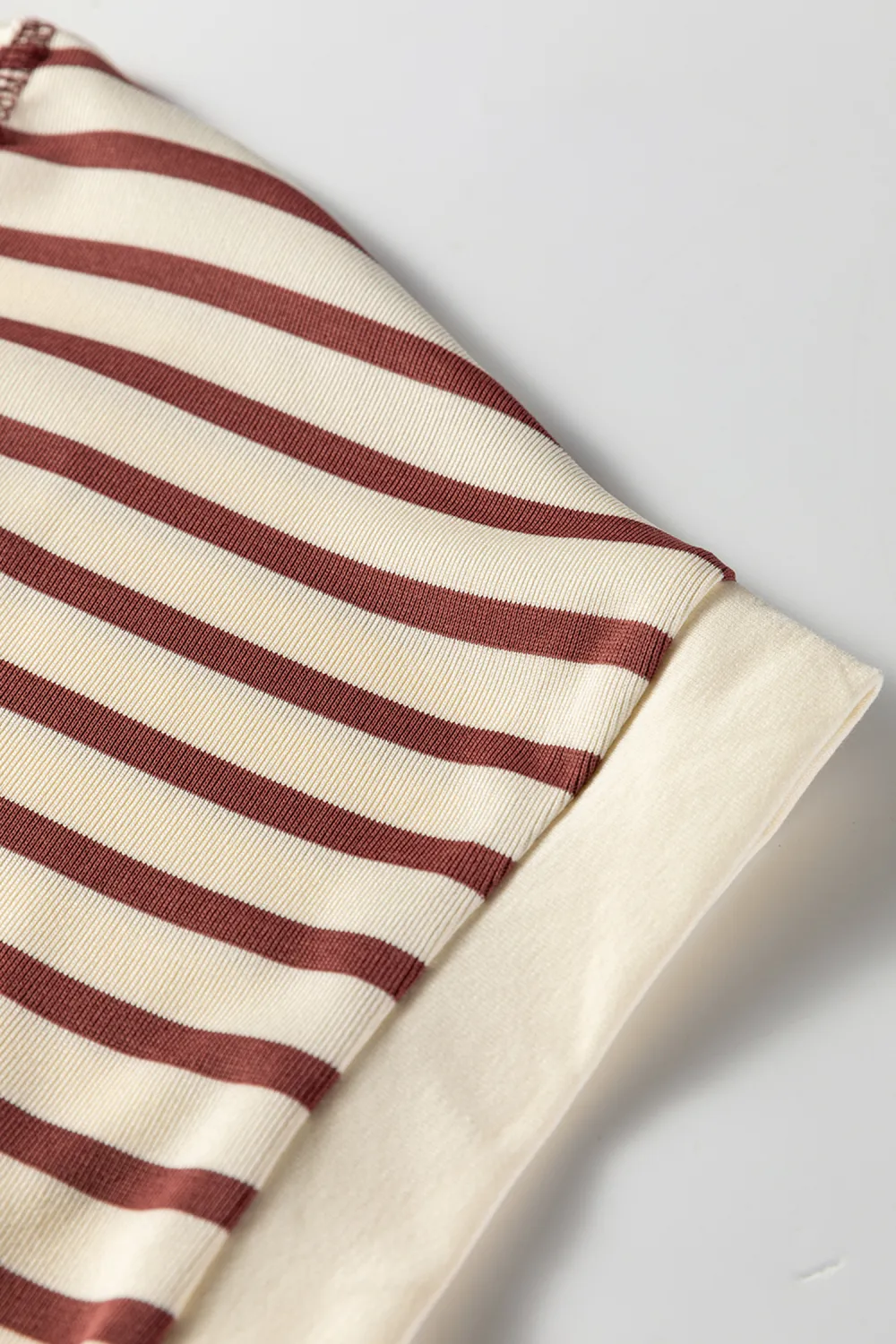 Red Stripe Half Buttons Round Tee