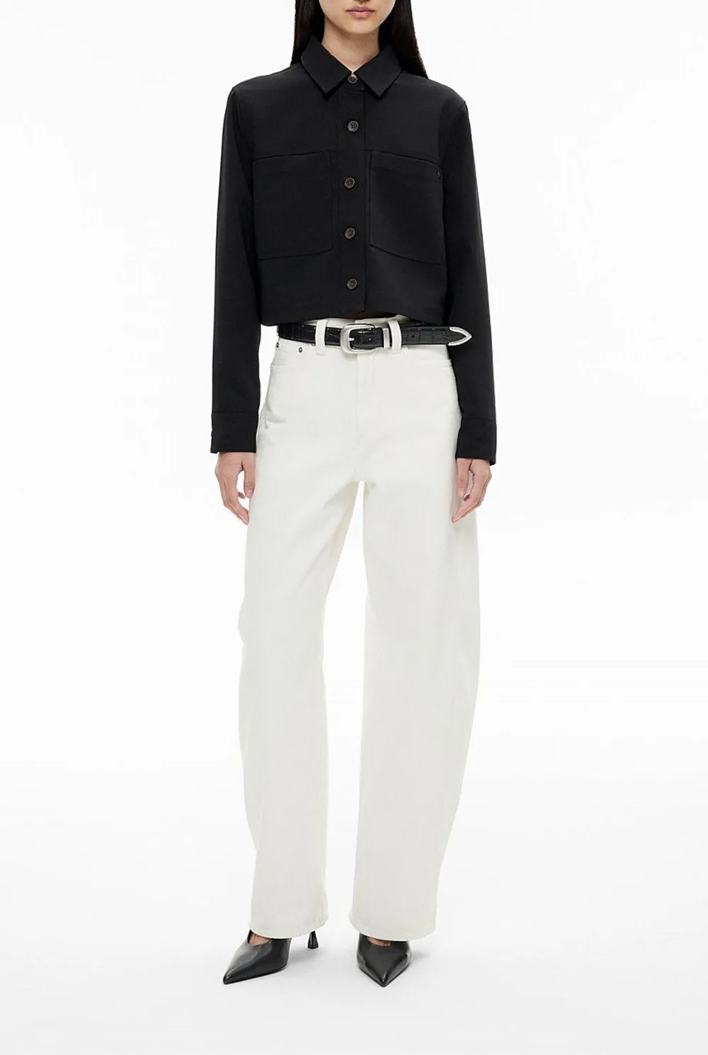 Simple And Fashionable Black Button-Down Shirt