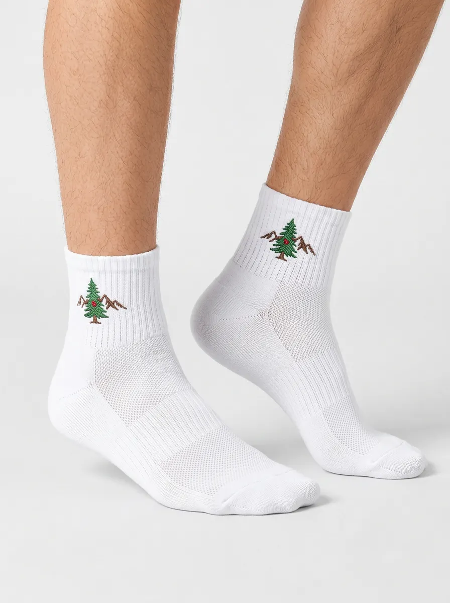 White Ridge Mountain Pine Graphic Active Ankle Socks