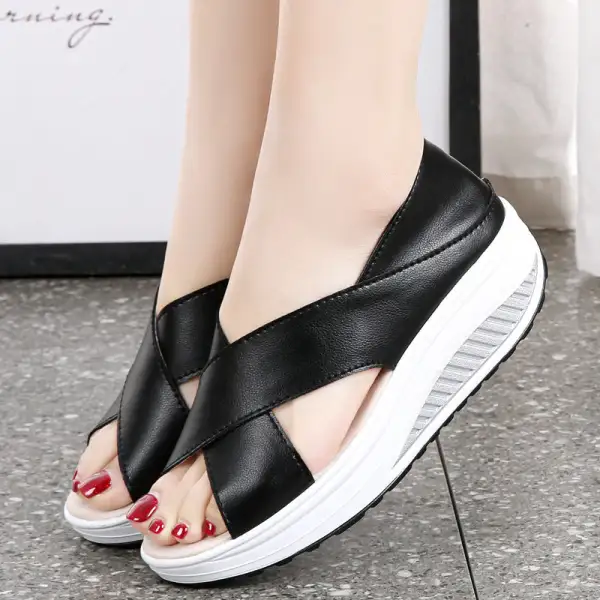 Lightweight Flat Sandals
