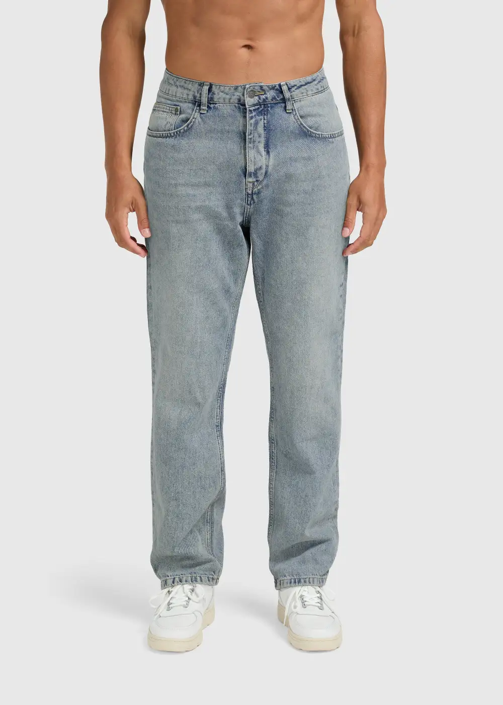 Easy Fit Straight Jeans