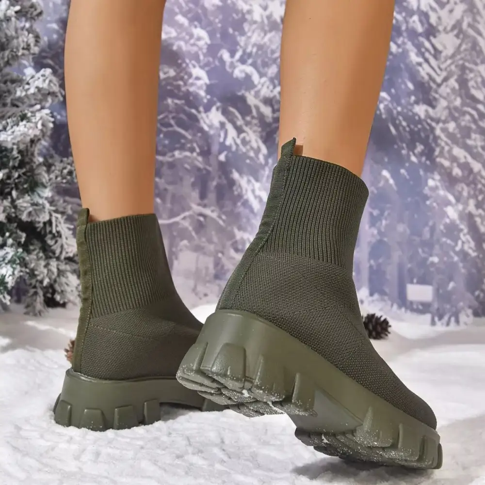 Round Toe Block Heel Boots