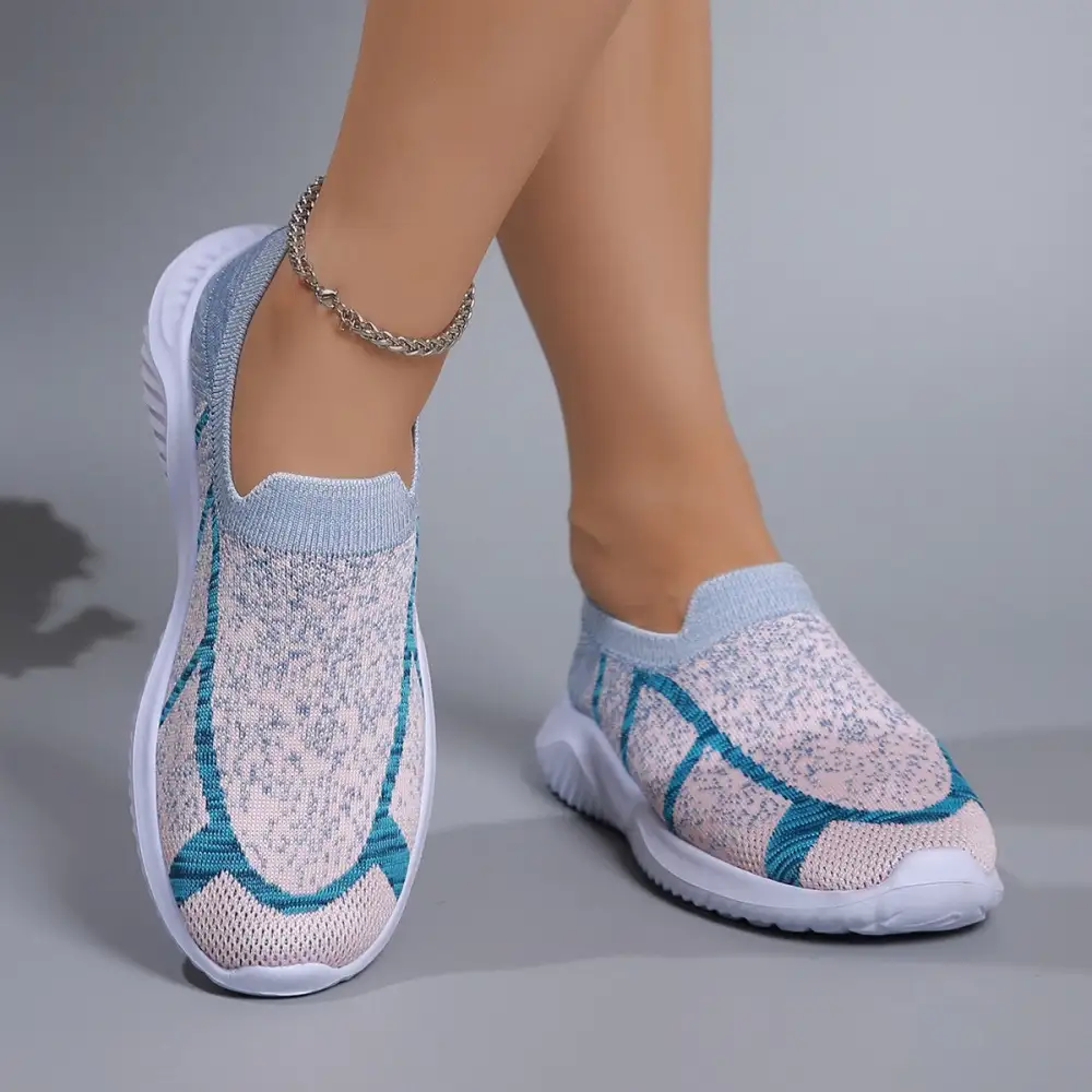 Everyday Round Toe Mesh Sneakers
