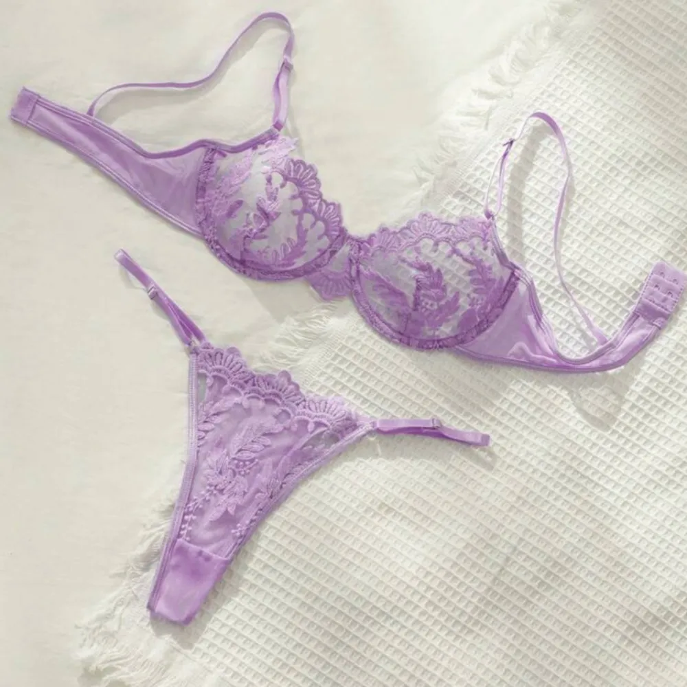 Classic Floral Lingerie Set
