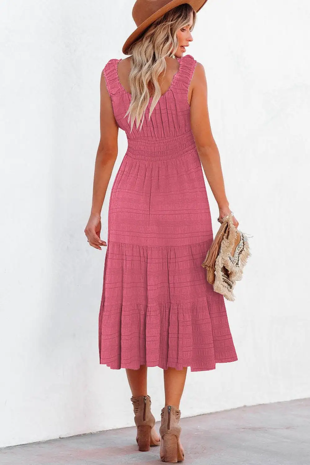 Gathered Detail Scoop Neck Midi Dress