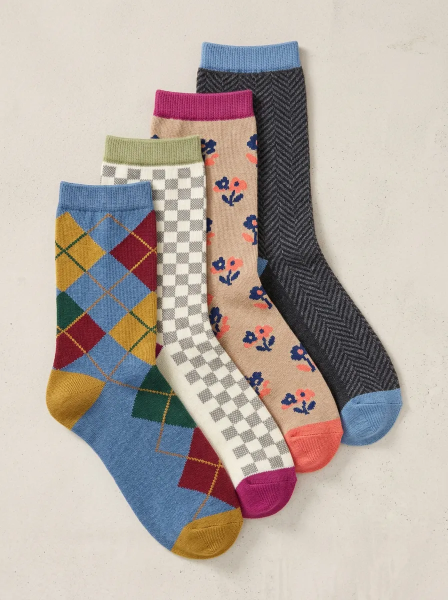 Women's Distinctive Four Pair Socks