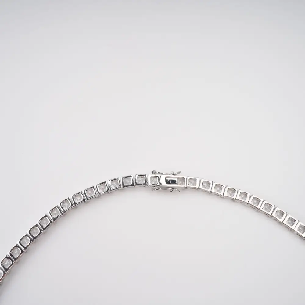 Silver Tone Square Cut Crystal Embellished Necklace