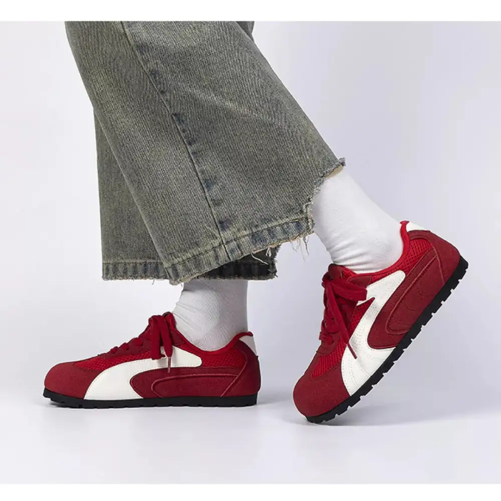 Contrast Lace-Up Casual Sneakers