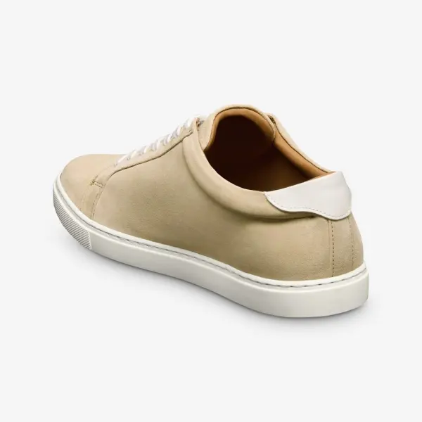 Casual Style Lace-up Sneaker