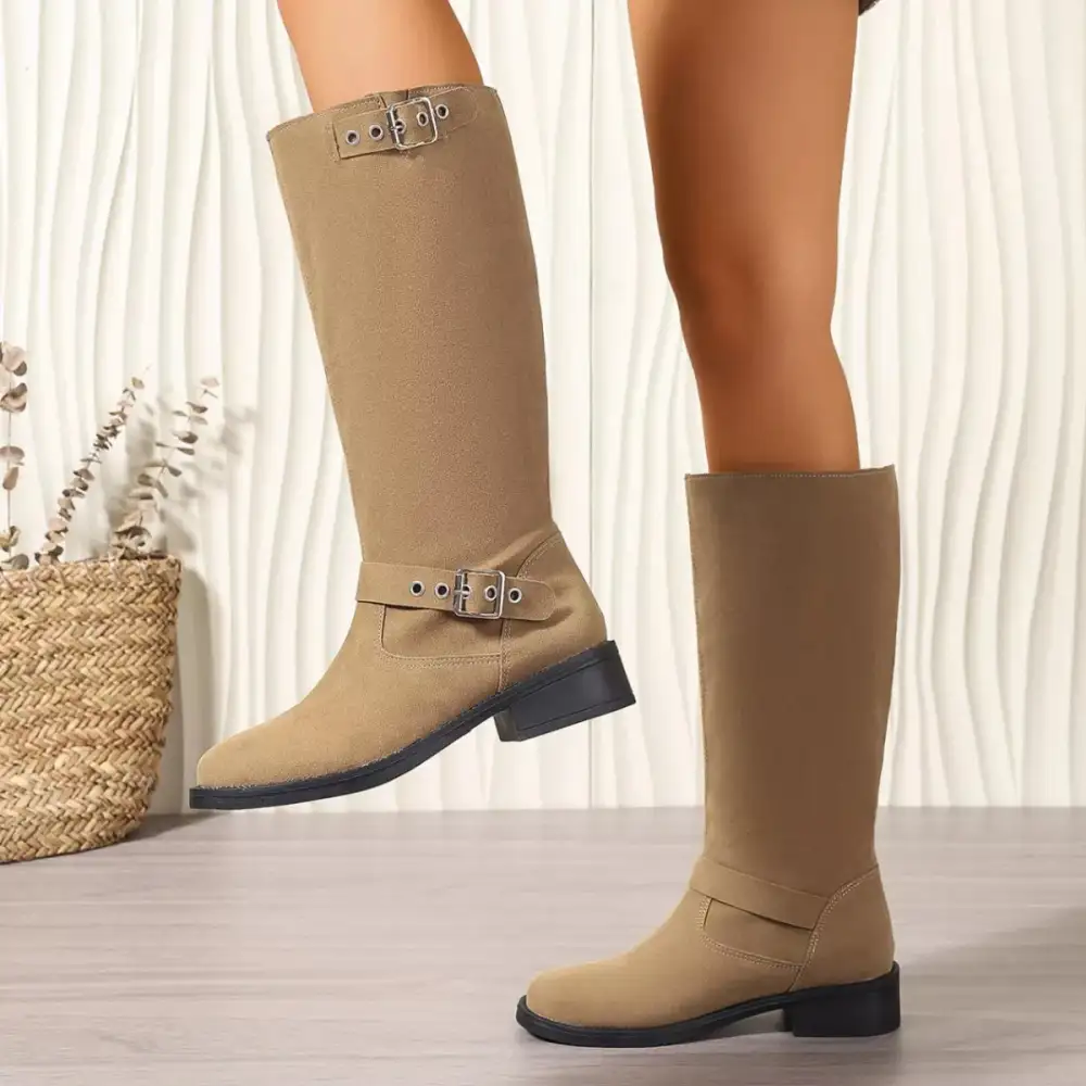 Everyday Round Toe Block Heels Boots