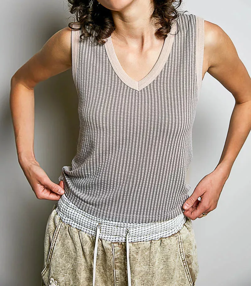 Cozy V Neck Contrast Ribbed Sleeveless Tank Top