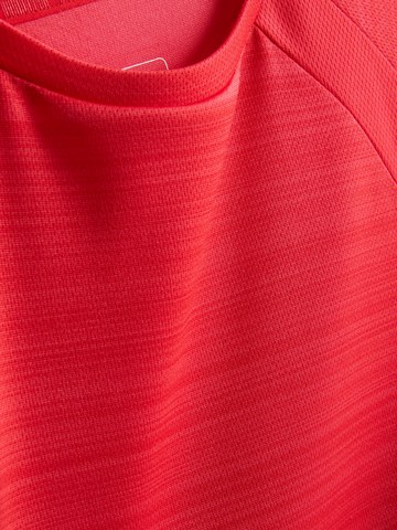 7-15yrs | Active Textured T-Shirt detail 2