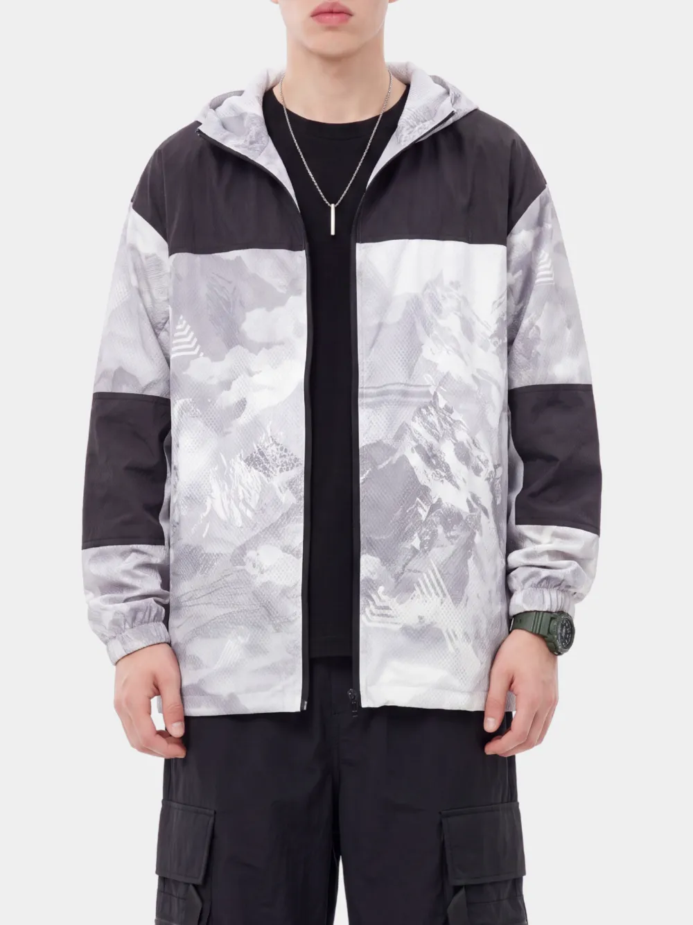 Water Resistant Lightweight Breathable Outdoor Windbreaker Jacket