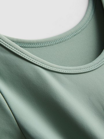 3-9yrs | Active Top detail 2
