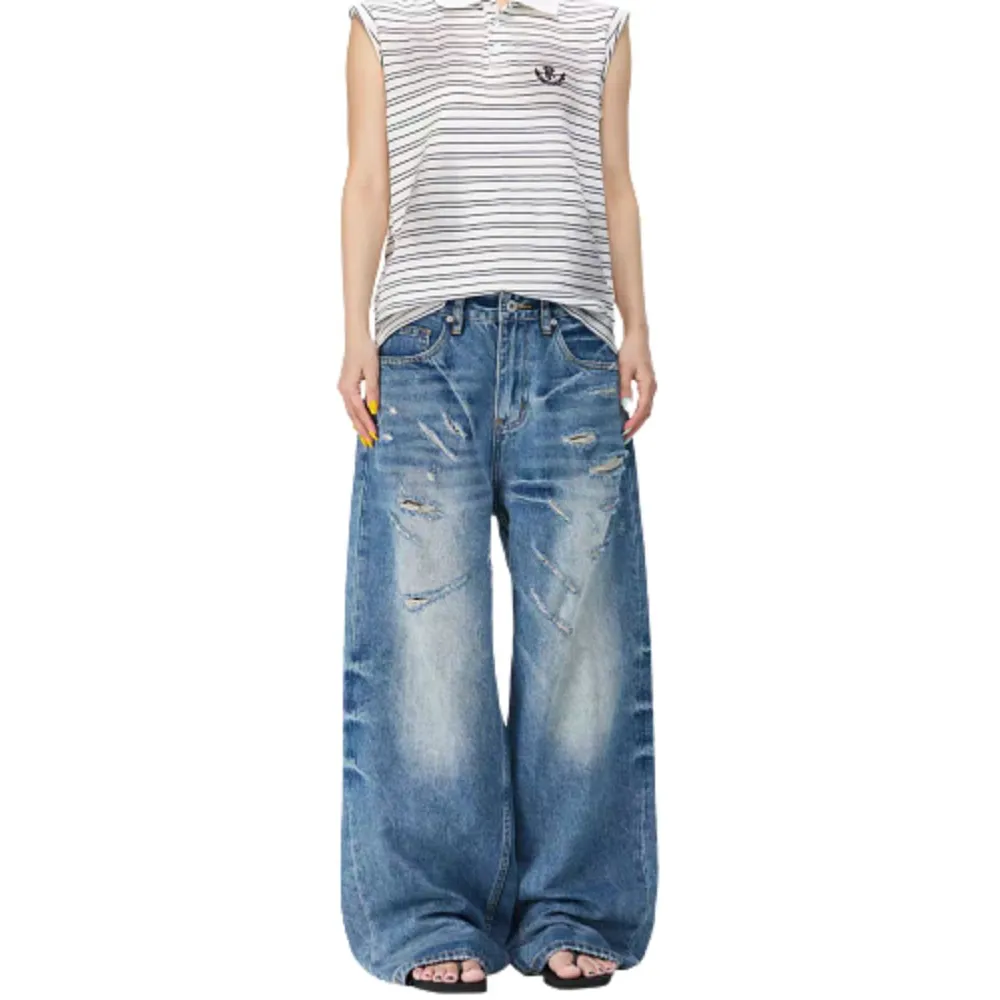 Streamlined Wide Leg Denim Jeans