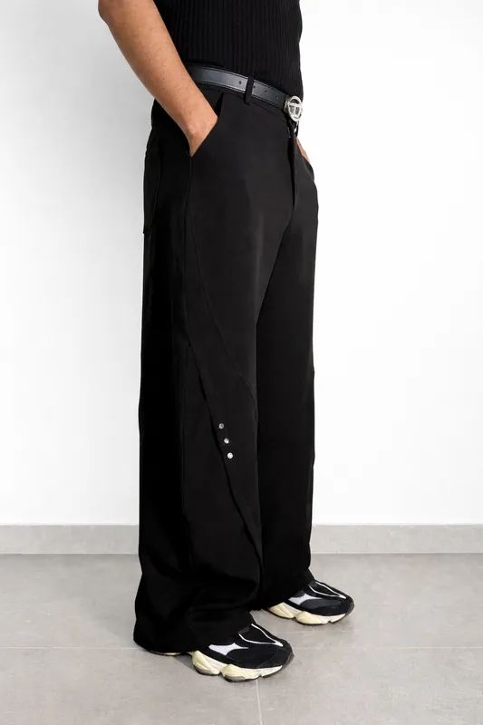 Barrel Fit Rivet Pants