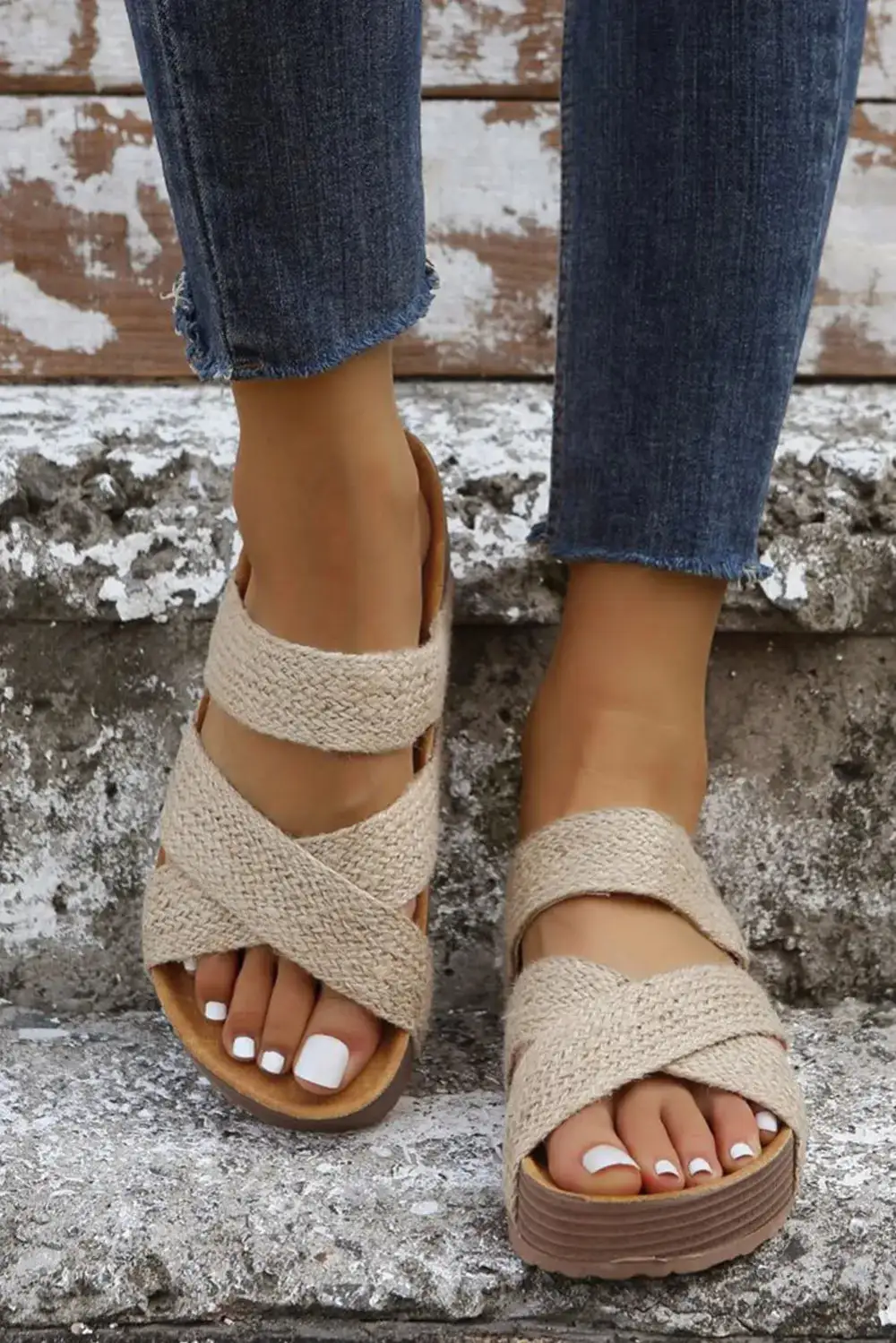 Woven Crisscross Cutout Flat Sandals