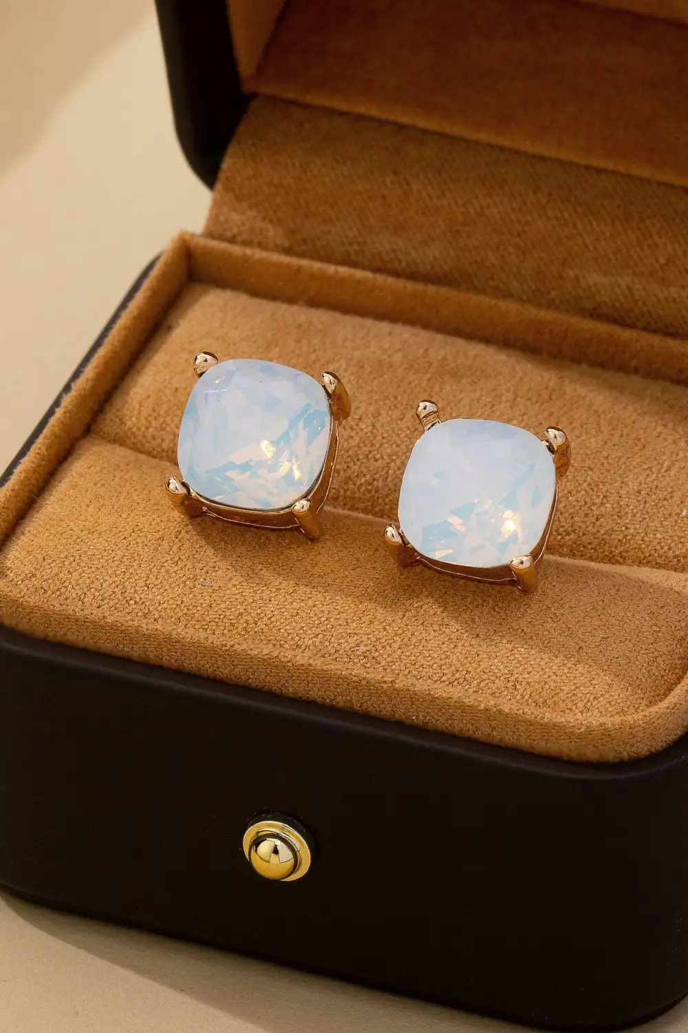 Classic Crystal Opal Rose Cushioncut