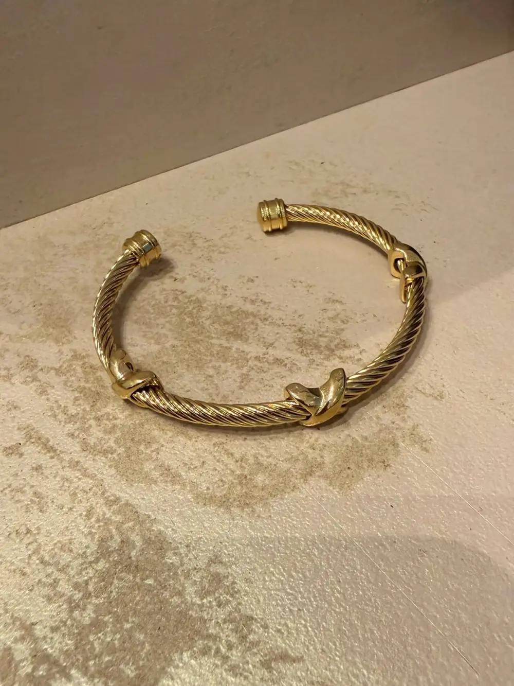 Curled Profile Metal Bracelet