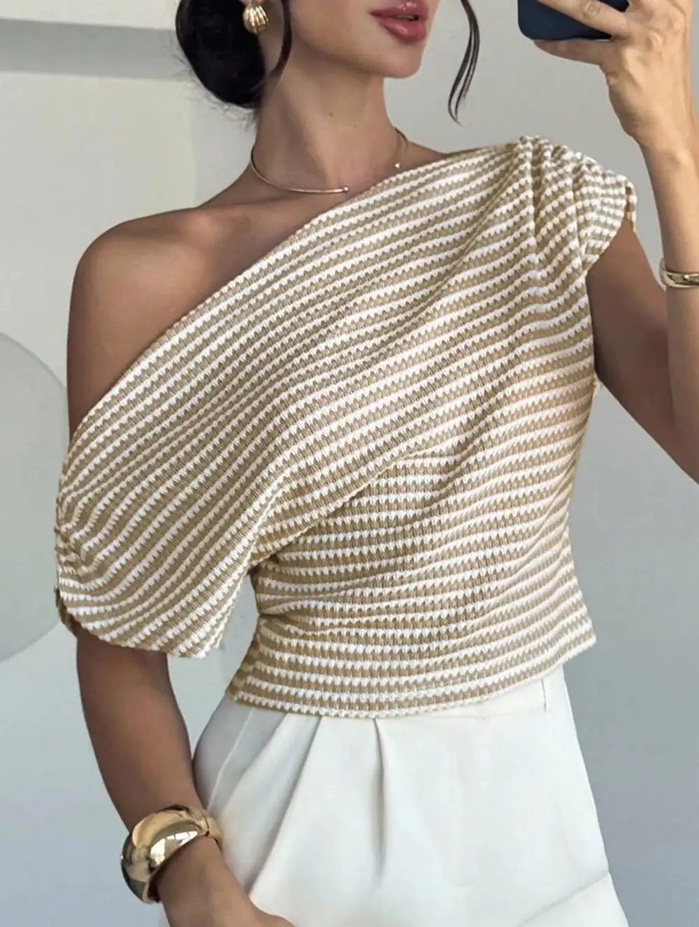 Asymmetric Shoulder Stripe Knit Tee
