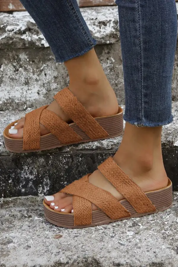 Detailed Woven Crossband Cutout Slip-On Platform Sandals