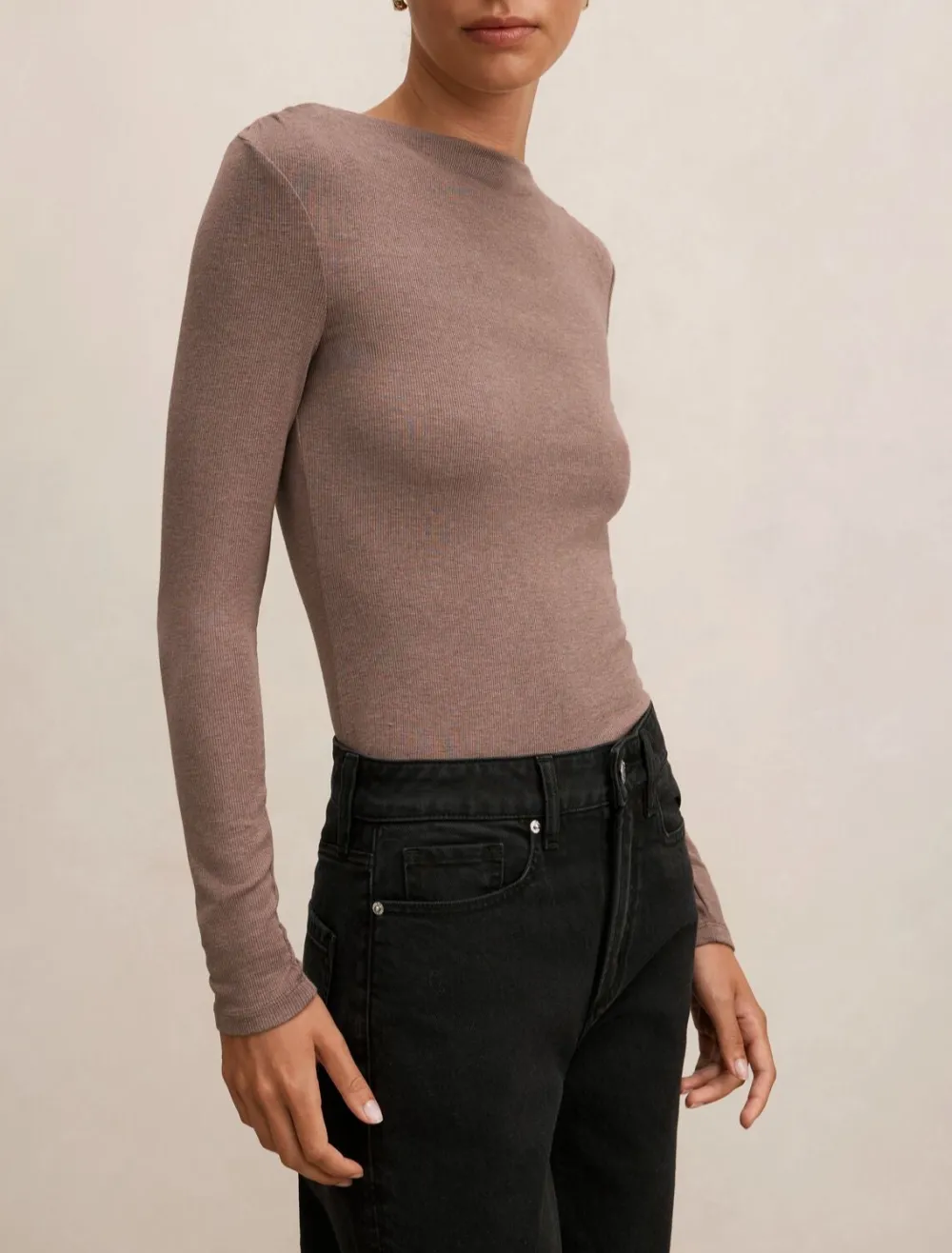 Brown High-Neck Long Sleeve Form-Fitting Top
