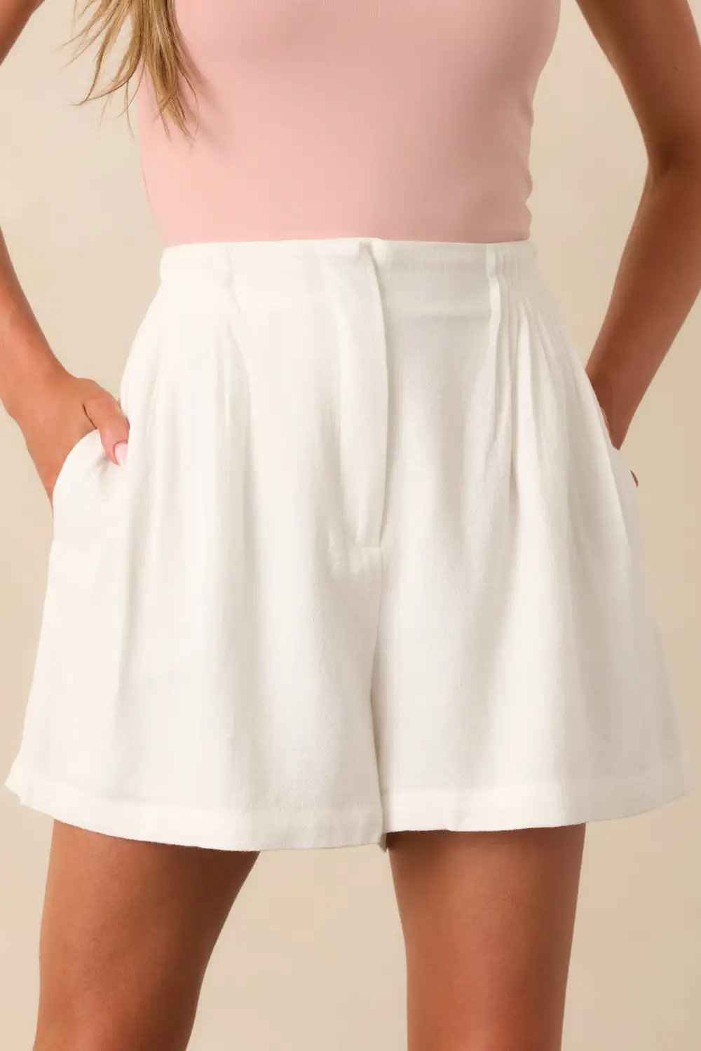 Refined High-Waisted Linen-Blend Shorts