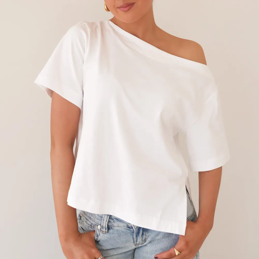 Cropped Relaxed Fit Effortless Casual Tee